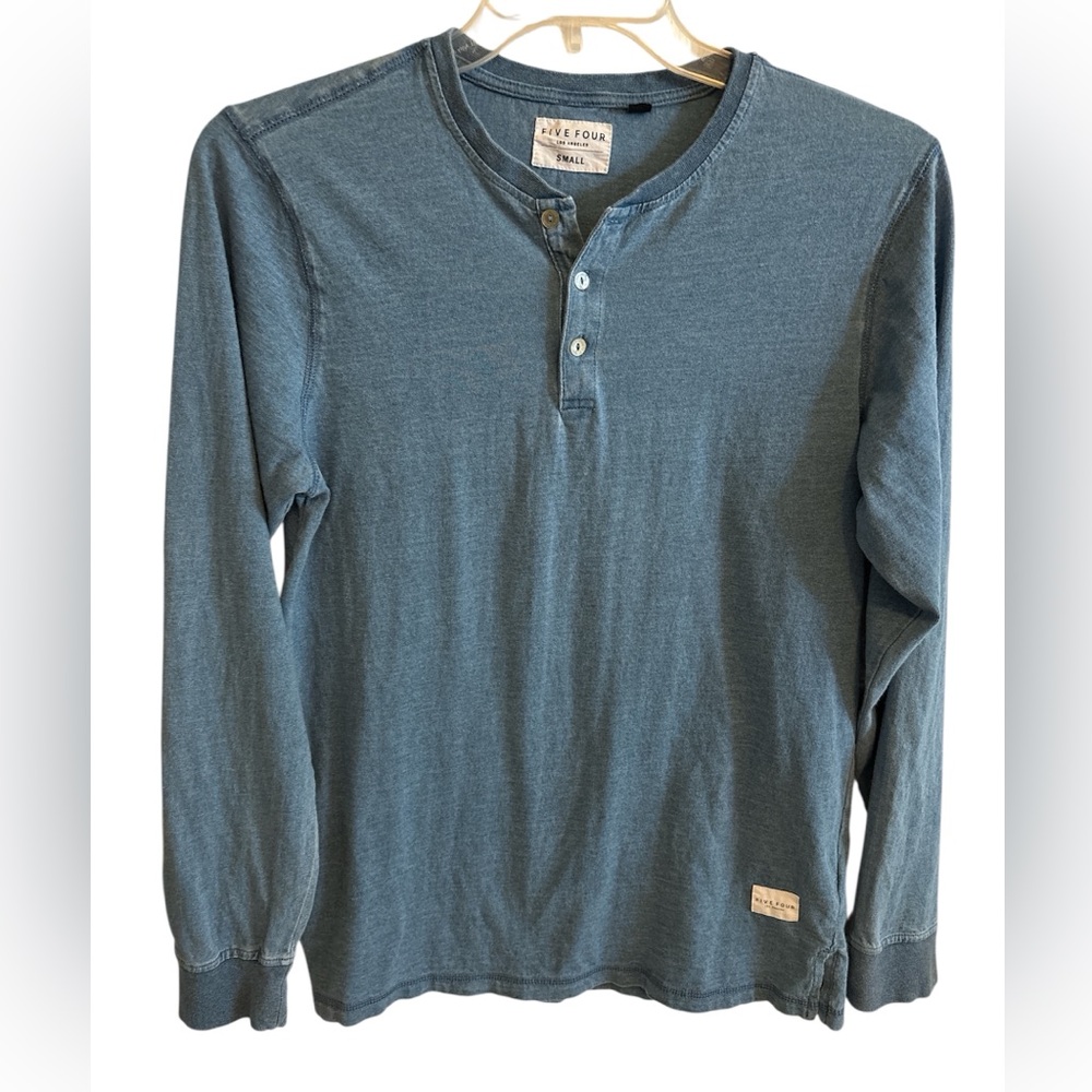 ❤️ Five Four distressed Blue Long Sleeve Tee Relaxed Fit
